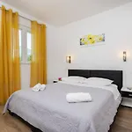 Laurea דירה סלאנו